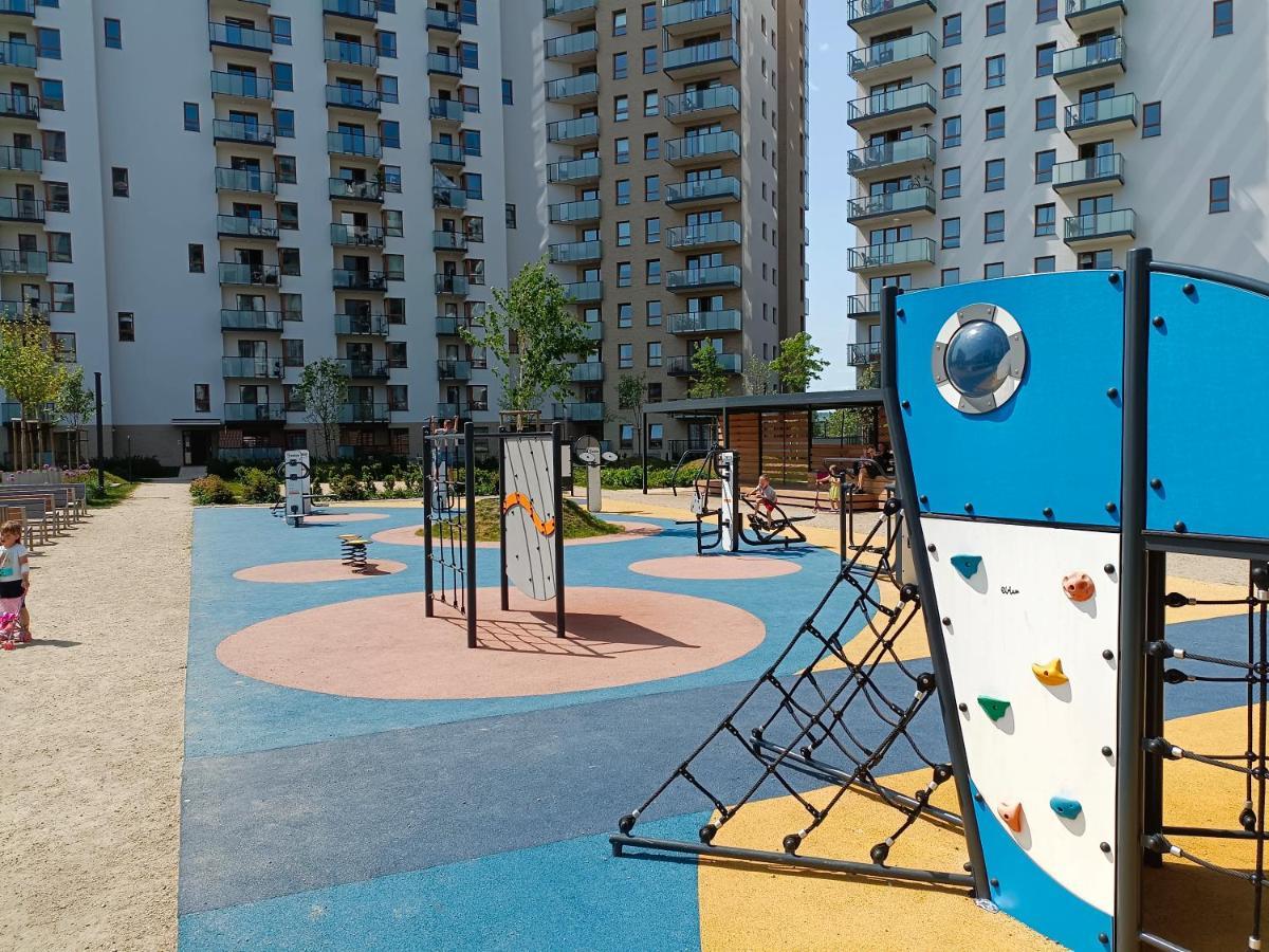 Green Sea Gdansk - Free Private Parking 외부 사진