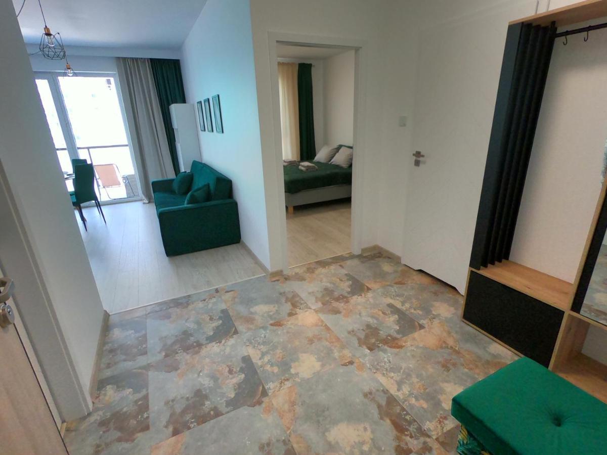 Green Sea Gdansk - Free Private Parking 외부 사진